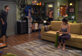 Daniella Monet feet photo thumbnail