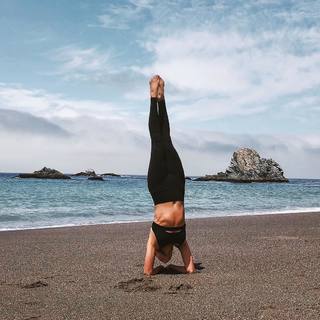 Daniella Monet feet photo thumbnail