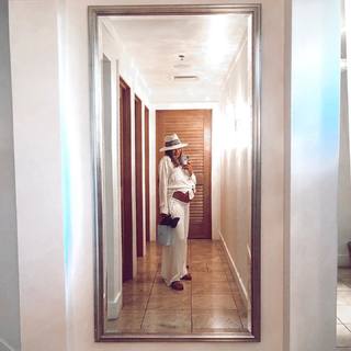 Daniella Monet feet photo thumbnail