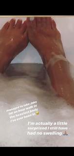Daniella Monet feet photo thumbnail
