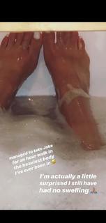 Daniella Monet feet photo thumbnail