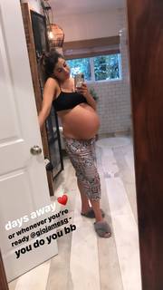 Daniella Monet feet photo thumbnail