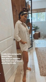 Daniella Monet feet photo thumbnail