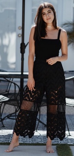 Daniella Monet feet photo thumbnail