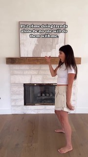 Daniella Monet feet photo thumbnail