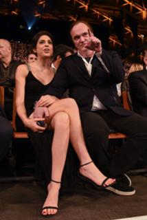 Daniella Pick feet photo thumbnail