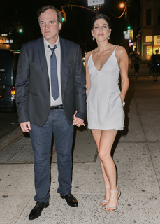 Daniella Pick feet photo thumbnail