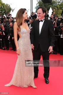 Daniella Pick feet photo thumbnail