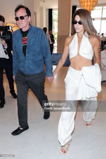 Daniella Pick feet photo thumbnail