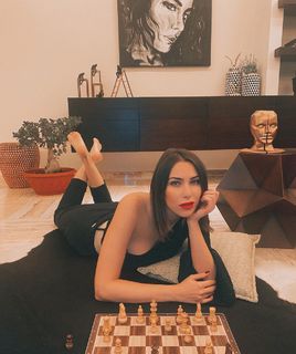 Daniella Rahme feet photo thumbnail