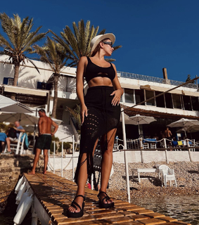 Daniella Rahme feet photo thumbnail