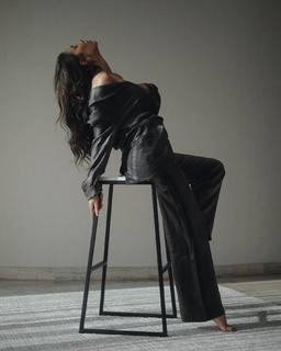 Daniella Rahme feet photo thumbnail