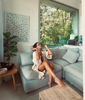 Daniella Rahme feet photo thumbnail