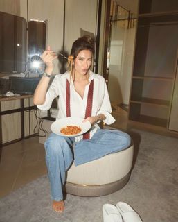 Daniella Rahme feet photo thumbnail