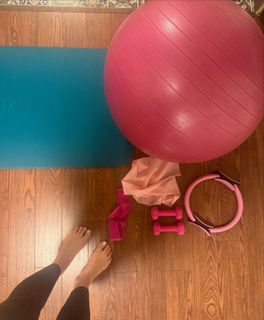 Daniella Rahme feet photo thumbnail