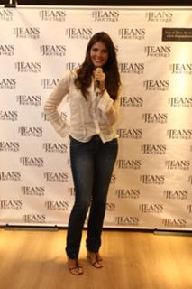 Daniella Sarahyba feet photo 13