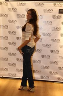 Daniella Sarahyba feet photo 9
