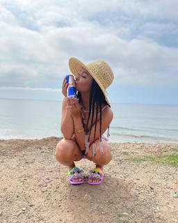 Daniella Taylor feet photo 16