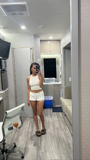 Daniella Taylor feet photo 6