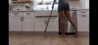 Daniella Taylor feet photo 1