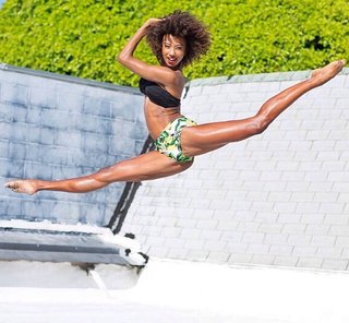 Danielle Acoff feet photo 8