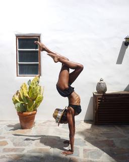 Danielle Acoff feet photo 8