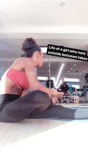 Danielle Acoff feet photo 8