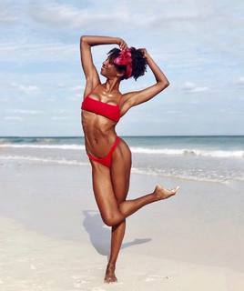 Danielle Acoff feet photo 16