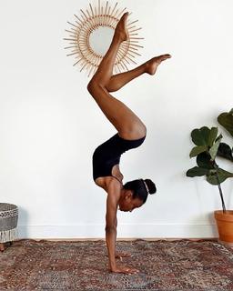 Danielle Acoff feet photo 3