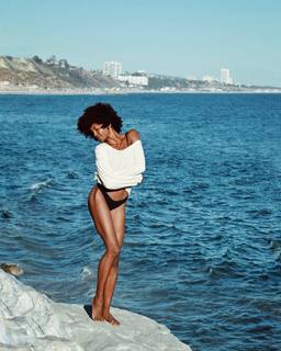 Danielle Acoff feet photo 11