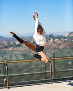 Danielle Acoff feet photo 16