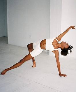 Danielle Acoff feet photo 6