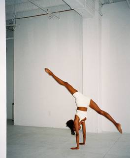 Danielle Acoff feet photo 4