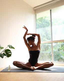 Danielle Acoff feet photo 15