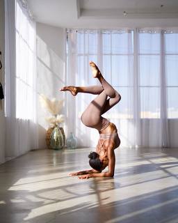 Danielle Acoff feet photo 1