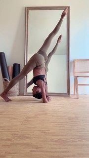 Danielle Acoff feet photo 6