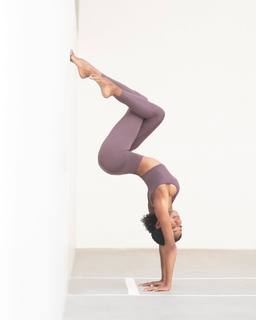 Danielle Acoff feet photo 13