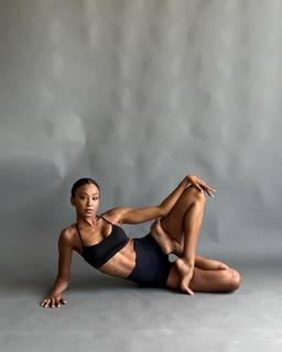 Danielle Acoff feet photo 2