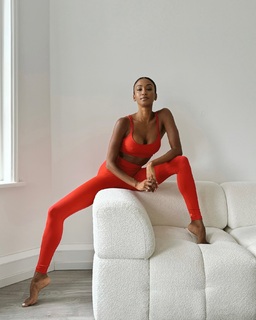 Danielle Acoff feet photo 10