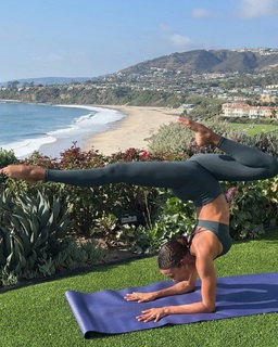 Danielle Acoff feet photo 18