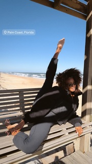 Danielle Acoff feet photo 6