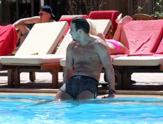 Danielle Armstrong feet photo 19