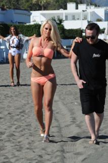 Danielle Armstrong feet photo 15