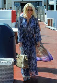 Danielle Armstrong feet photo 4