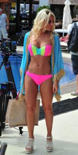 Danielle Armstrong feet photo 9