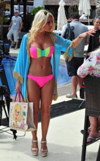 Danielle Armstrong feet photo 8