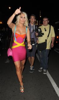 Danielle Armstrong feet photo 6