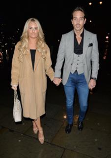 Danielle Armstrong feet photo 9