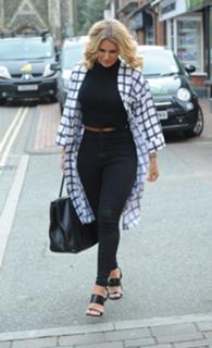 Danielle Armstrong feet photo 9