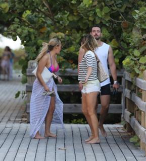 Danielle Armstrong feet photo 15